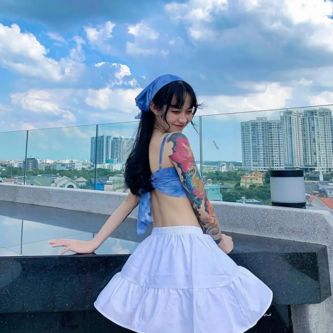 黎明时分的年轻人们